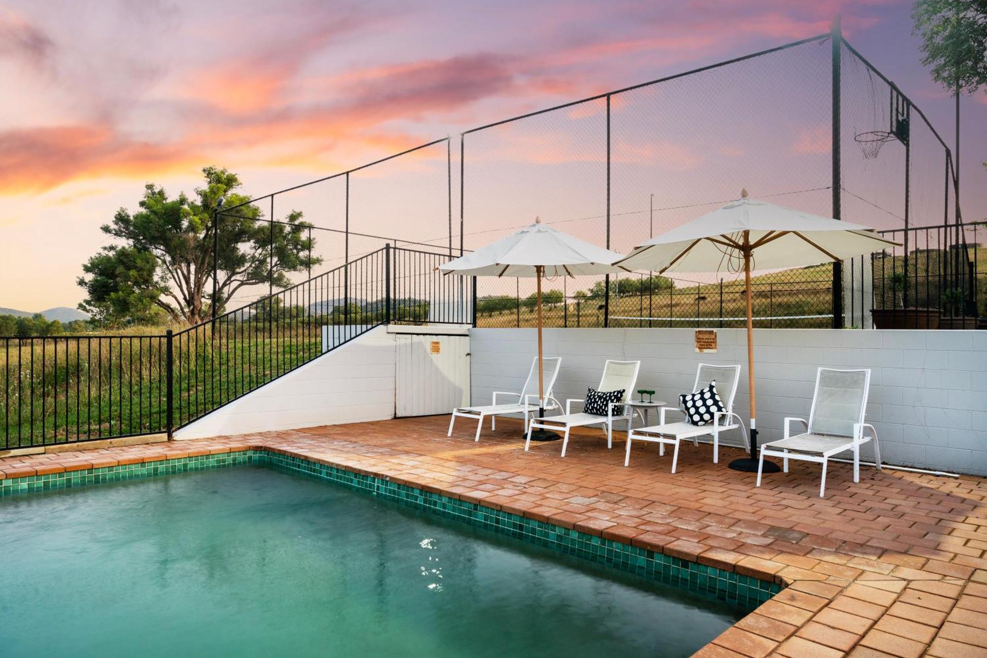 Stay In Mudgee The Grove, The Church, And Premium Private Homestead Exterior photo