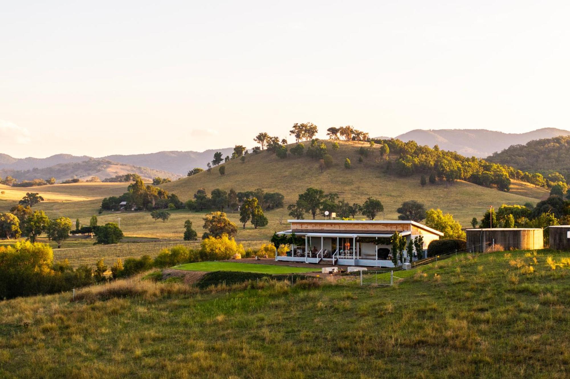 Stay In Mudgee The Grove, The Church, And Premium Private Homestead Exterior photo
