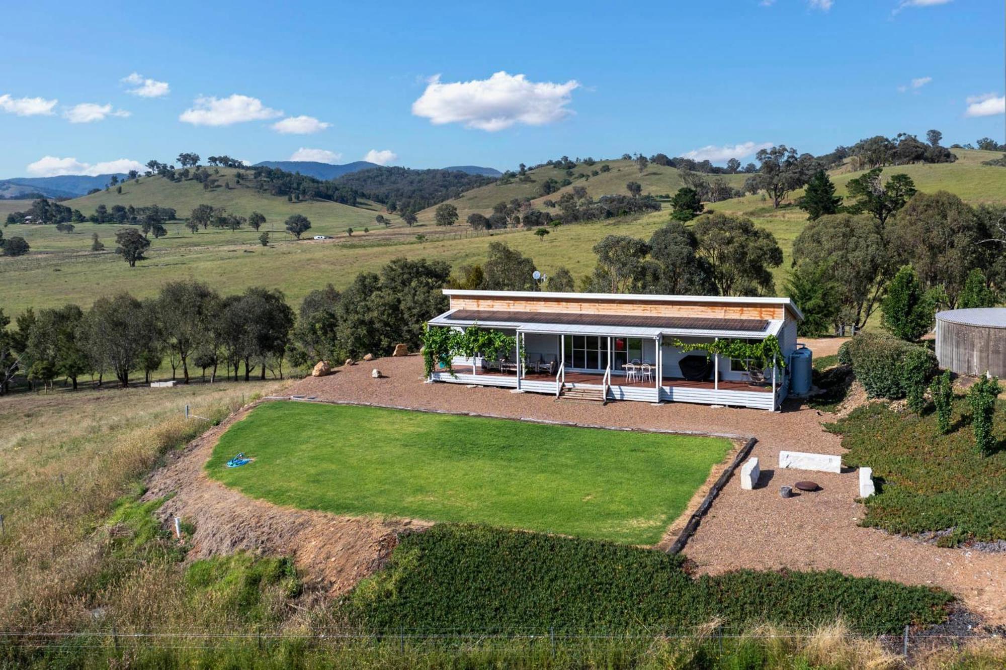 Stay In Mudgee The Grove, The Church, And Premium Private Homestead Exterior photo
