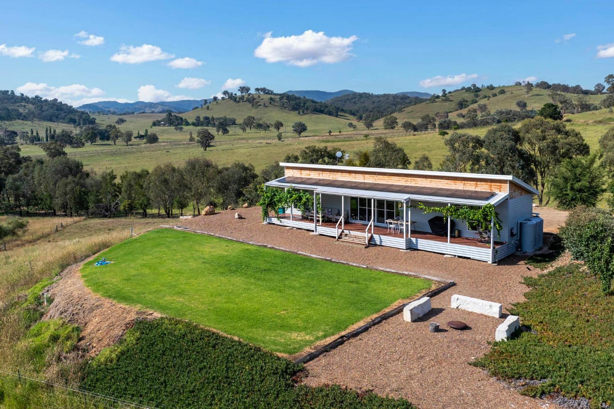 Stay In Mudgee The Grove, The Church, And Premium Private Homestead Exterior photo