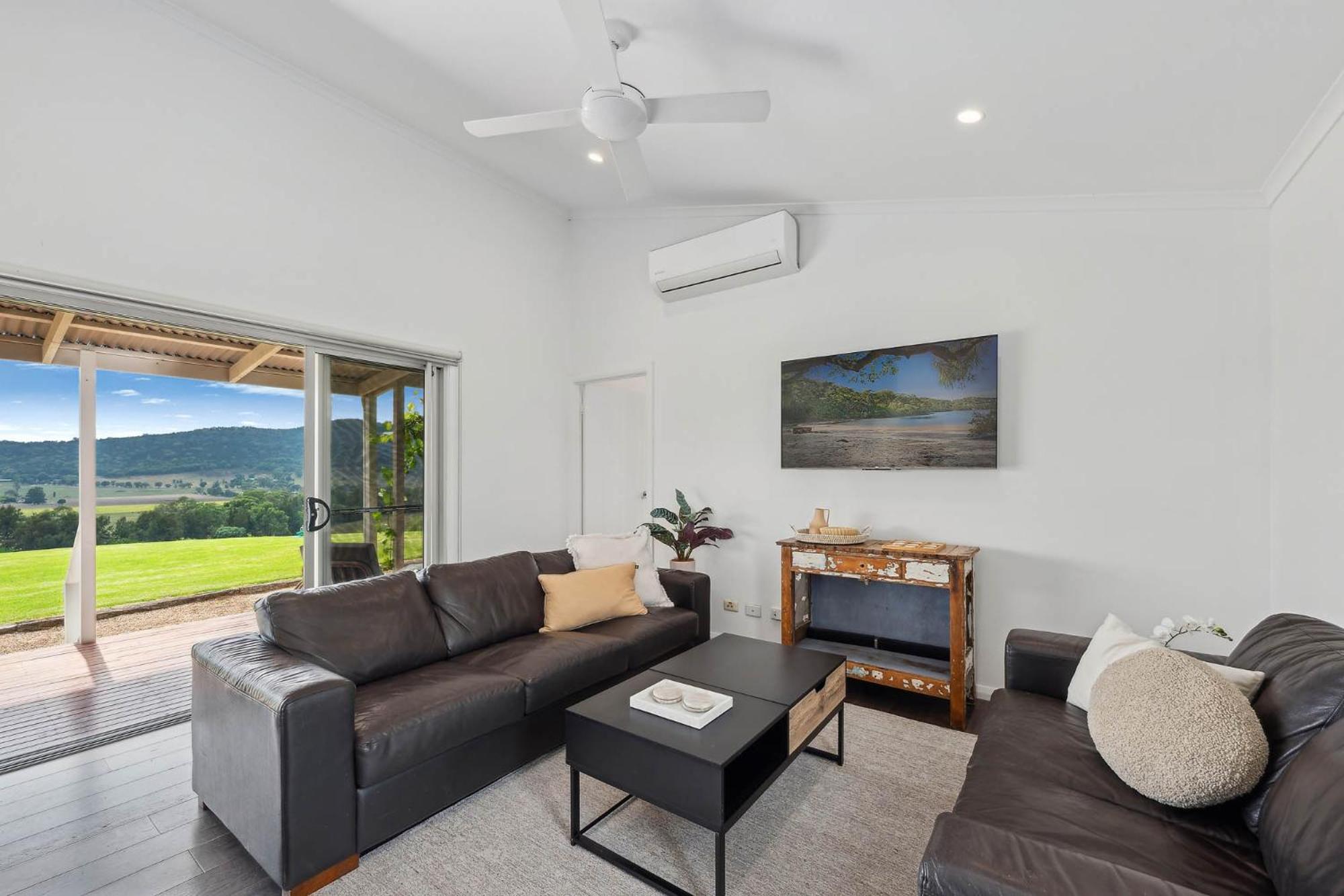 Stay In Mudgee The Grove, The Church, And Premium Private Homestead Exterior photo